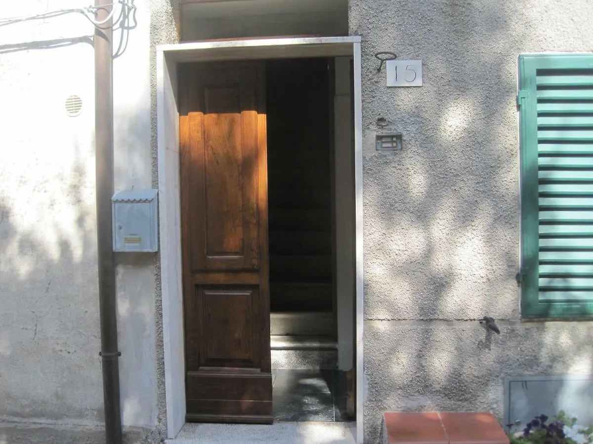 La Casa di Antonella Appartamento Vetulonia